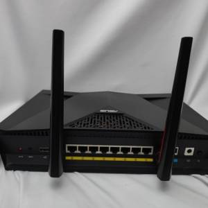 ASUS AC3100 WiFi 遊戲路由器 (RT-AC88U) - 雙頻千兆無線路由器