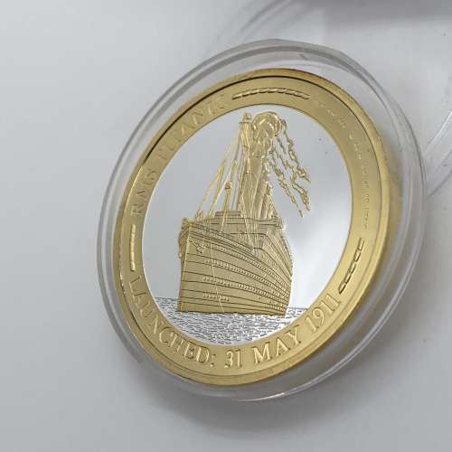 Ship the made History (Titanic) commemorative coin鐡達尼號紀念幤