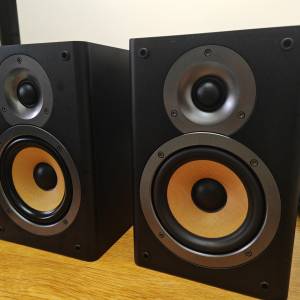 Philips 書架喇叭