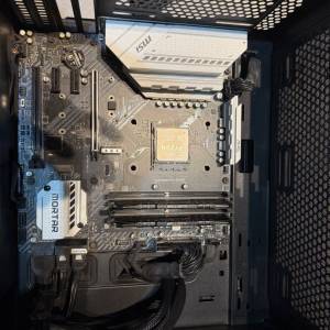 Rog 3080 Gundam desktop set