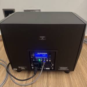 Dynaudio pro 18s