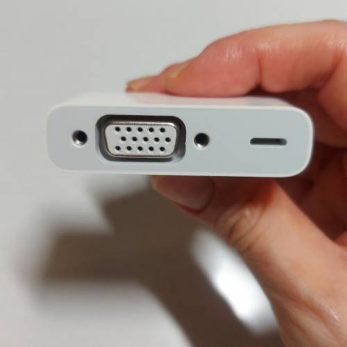 Apple lightning to VGA Adapter (like new)