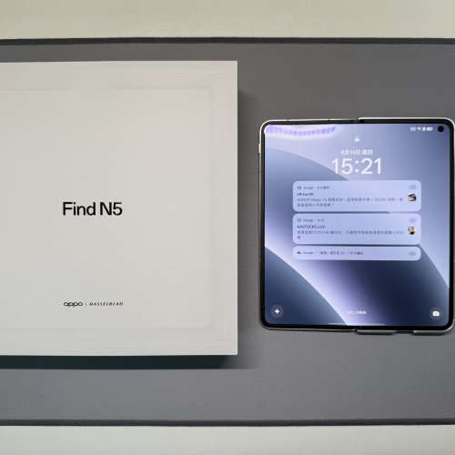99.99% 接近全新 Oppo Find N5 香港行貨白色版本