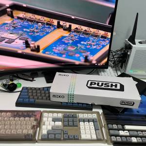 Meko Push 65% (Kailh Box White, ABS) + XDA profile PBT keycap