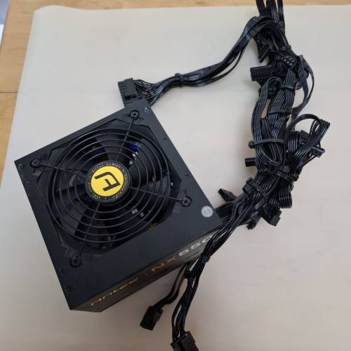 Atx 火牛 550W