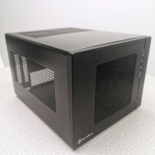 SilverStone SG05 Lite B Mini ITX Case 機箱 + FSP Group 300W 80Plus 火牛 PSU