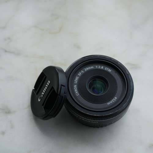 Canon EF-S 24mm f/2.8 STM 鏡頭