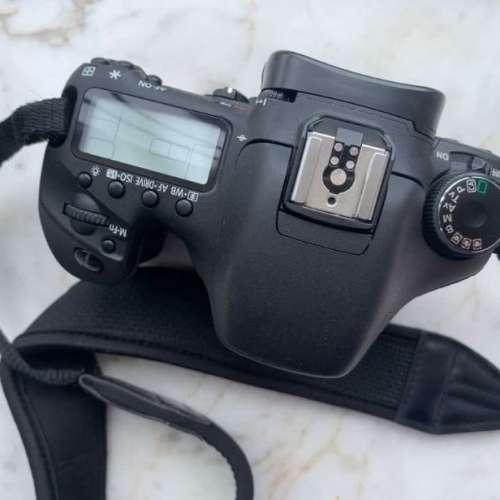 Canon 7D kit set EF-S 18-85 USM