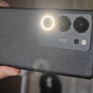 香港🇭🇰行貨全新未開封Vivo V29 12+512GB Snapdragon 7 3D曲芒柔光環黑色憑單據保養