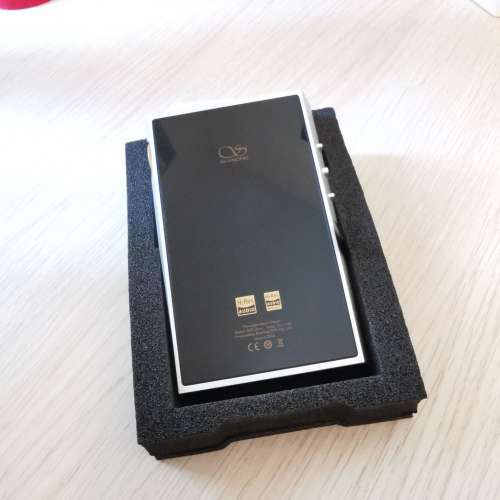 99% new Shanling M5 Ultra 10 週年限定版 - 銀色