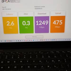 Dell notebook 7400 14 寸 i7 8665u 四核八線 32+1TB m2 SSD touch screen 二合一