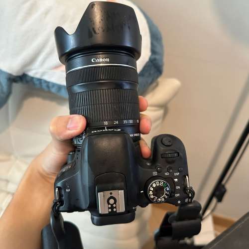 Canon 800D & Canon EF-S 18-135mm f/3.5-5.6 IS USM