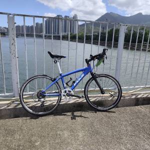FUJI 小鐵人公路車| 鋁架碳叉|  Shimano Tiagra 套件 |CORSA 輪組 20寸