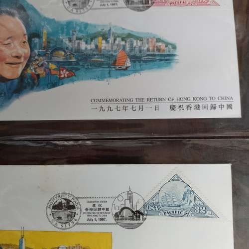 1997年7月1號 慶祝香港回歸中國紀念,封身有微黃, 鄧小平版 一套兩張$100