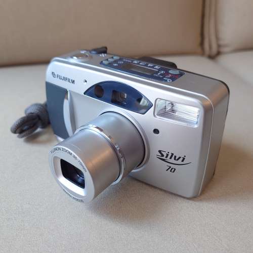 Fujifilm Silvi 70（Zoom Date 70）新淨富士 中古菲林相機 傻瓜機 35-70mm底片相機 ...