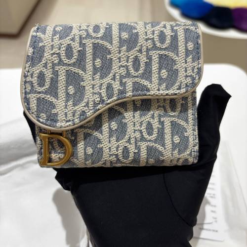Dior 老花銀包