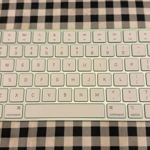 新款 Apple Magic Keyboard 3 鍵盤 翠綠色 行貨 100%全新 Apple 專門店賣$729 只開...
