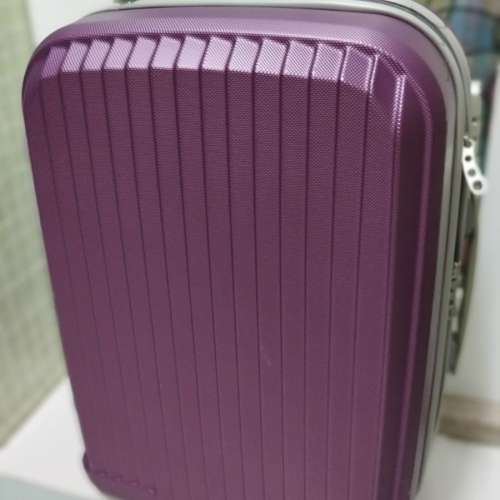 21 吋explorer 擴闊旅行行李箱18kg handcarry tsa lock luggage suitcase