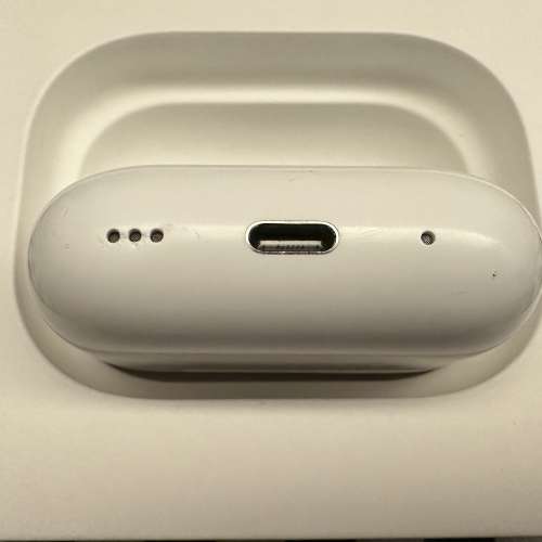 Apple AirPods Pro 2 充電盒 Type C 行貨 95%新 非常少用 電量和操作全正常 跟原廠...