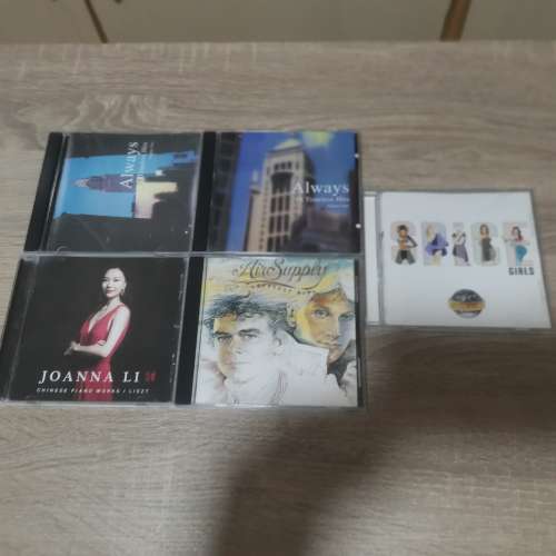 清屋....英文CD 5隻.