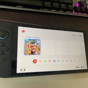98%New Nintendo Switch 2 Gray Bundle with Mario Kart World, 保到17-6-2026