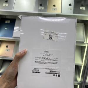 全新未開封IPad Pro 11inch 2021 M1 5G插卡版 128gb 4900$ 512gb 5900$