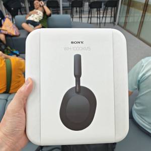 SONY 1000X M5
