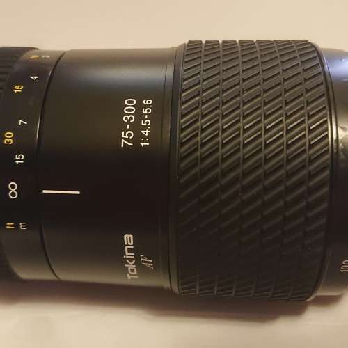 Tokina AF 75-300mm zoom f4.5-5.6 光圈 鏡