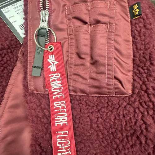 Alpha Industries 羊羔毛連帽飛行外套