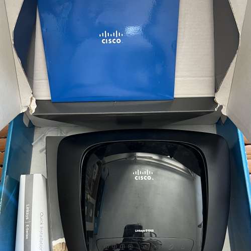 Cisco-Linksys E1000 Wireless-N 路由器