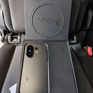 Vivo x200 FE 12+512