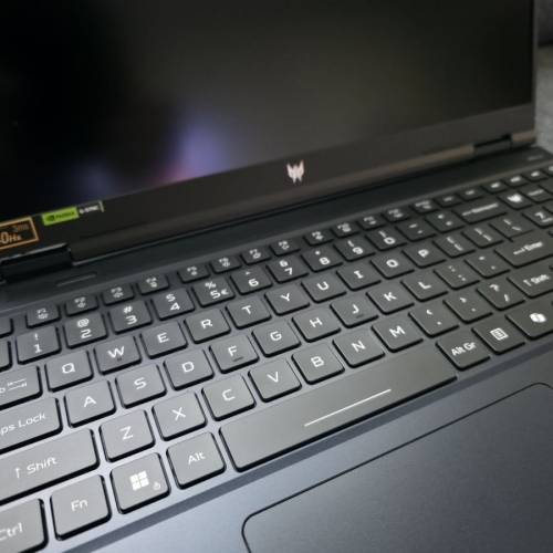 ACER Predator Helios Neo 16吋 PHN16-72-76LM (i7-14700HX, RTX4070)