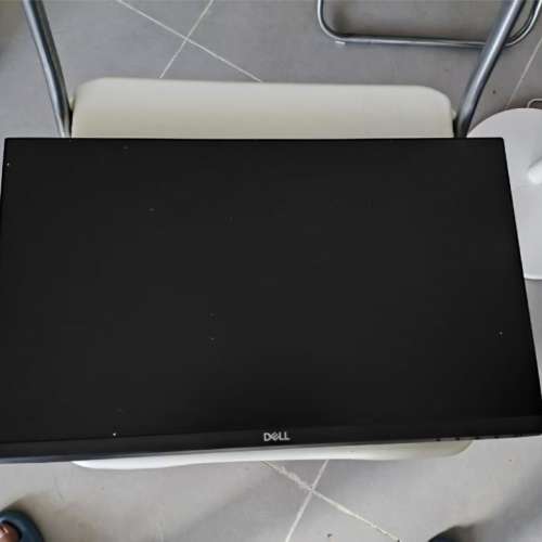 Dell P2219H 22-inch 60Hz 支持DP、HDMI和VGA，还有USB3.0。配齊火牛無支架