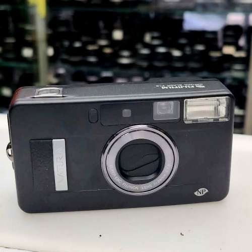 FUJIFILM NATURA BLACK F1.9 95% NEW