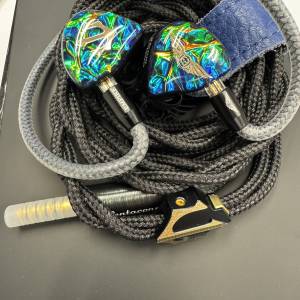 Empire Ears TRITON Launch Edition 三混合4單元入耳式耳機
