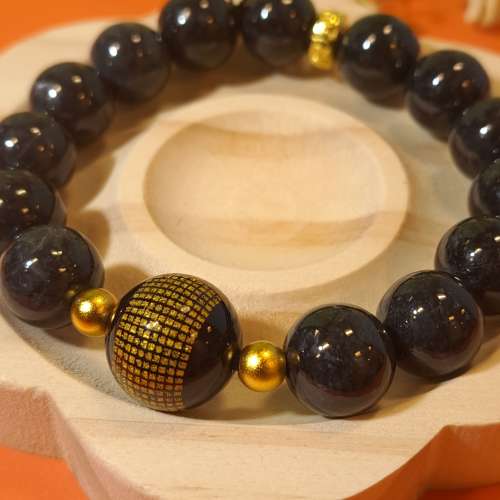 17CM烏雞翡翠配瑪瑙大悲咒心經手串