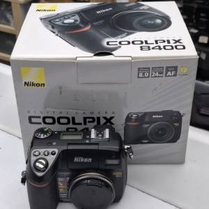 NIKON COOLPIX 8400 CCD FULL SET LIKE NEW
