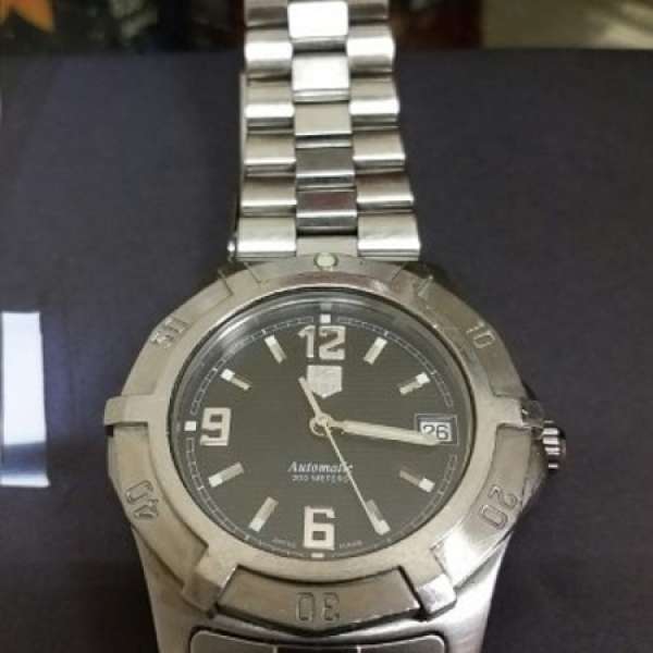 TAG HEUER  豪華  潛水表  自動  39mm  41mm  200M  大約80%