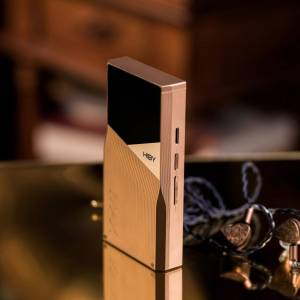 超低價 99%新 套裝主機加耳機一套HiBy x FAudio Golden 10th / R6Pro Max紀念版套裝