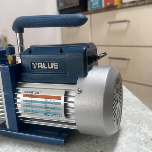 真空泵裝分體冷氣用