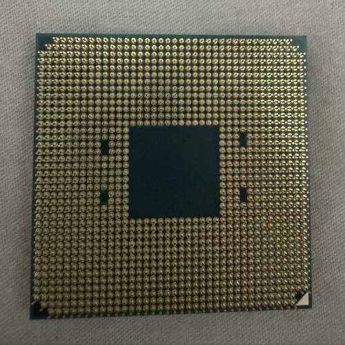 AMD Ryzen 7 1700 AM4 CPU 連原裝散熱器