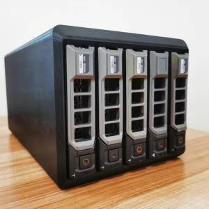 5-Bay SAS Hard Drive Enclosure Hard Disk Case 硬碟盒