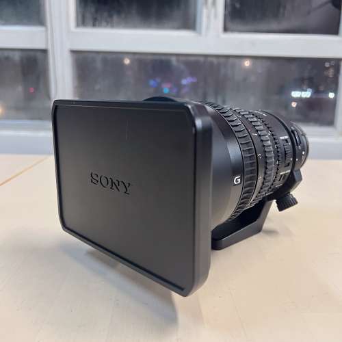 Sony SELP28135G