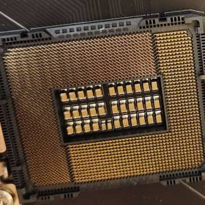 技嘉Z690 GAMING X DDR4底板 + GALAX HOF RGB 4000C19 8G*2