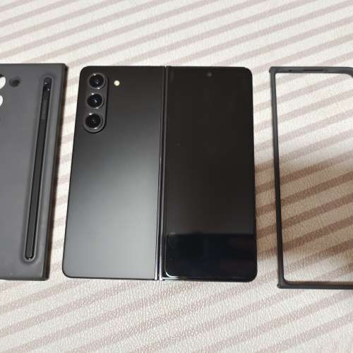 香港行貨,極新黑色SAMSUNG z fold 5 512GB