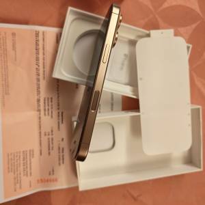 iPhone 16pro 512gb 沙漠色