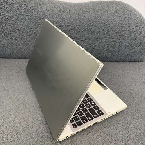 (超平三星15.6寸Mon🤩獨顯文書機)SAMSUNG i7-2670QM/ 4,8,12GB Ram/ 320,500,750GB...