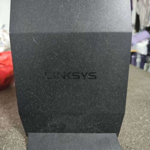 Linksys E8450 router