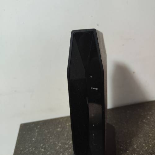 Linksys E8450 router