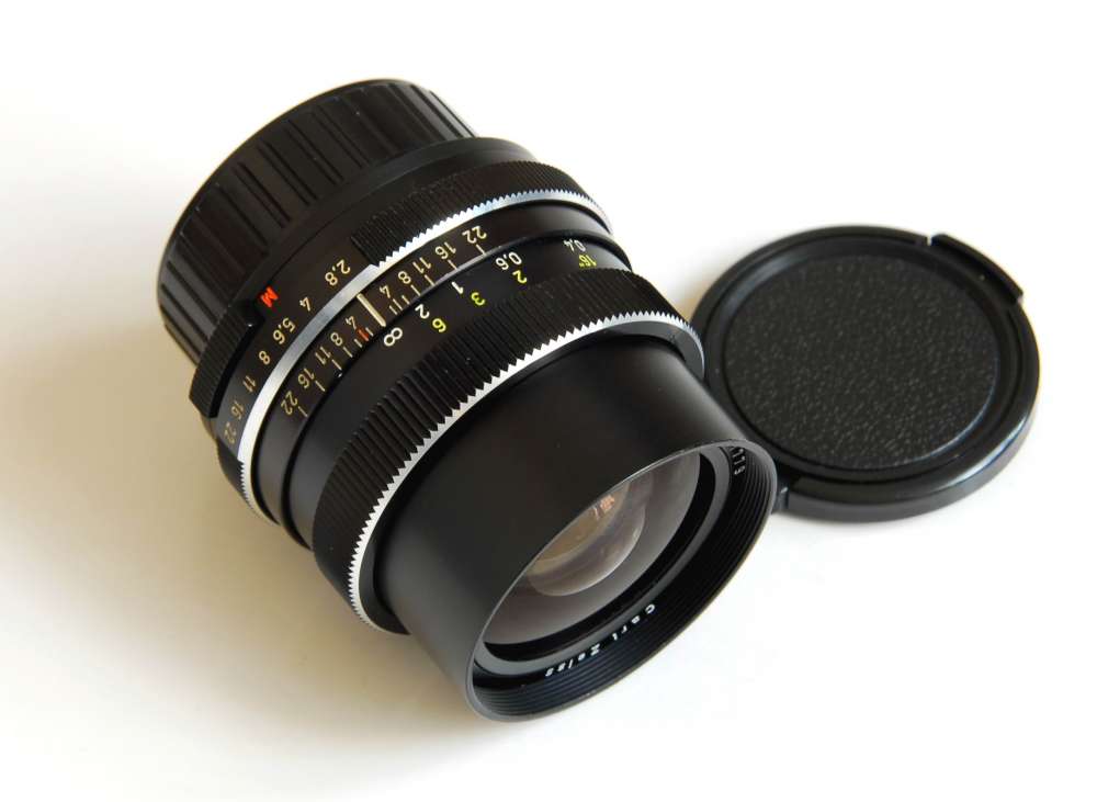 Carl Zeiss 25mm f2.8 Distagon for Rollei West Germany 95% new